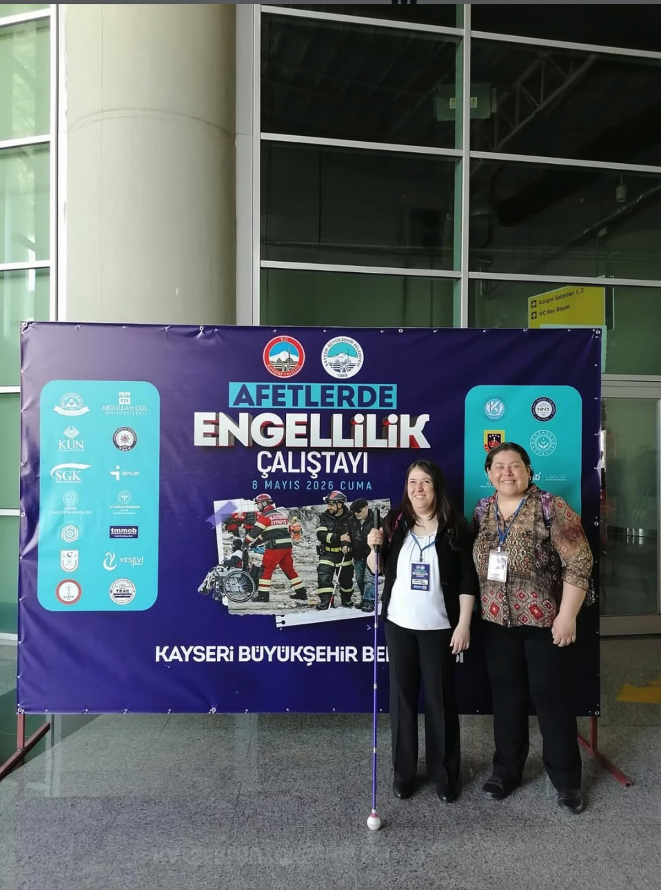 dr-oeznur-oencuel-demir-ve-dr-zeynep-sule-yilmaz-afetlerde-engellilik-calistayi-na-katilim-saglamislardir