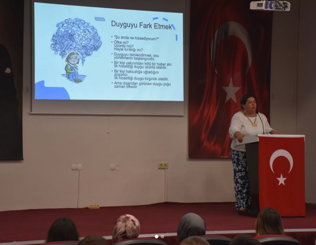 dr-oeznur-oencuel-demir-kayseri-1-no-lu-t-tipi-kapali-ceza-infaz-kurumunda-olumsuz-duygularla-bas-edebilmek-baslikli-bir-seminer-gerceklestirmistir